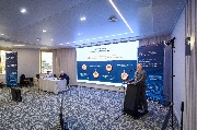R25_4875.jpg