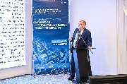R25_4895.jpg