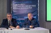 R25_6866.jpg