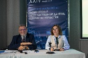 R25_6954.jpg
