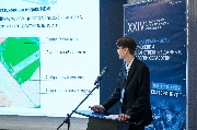 R25_6177.jpg