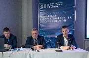 R25_6850.jpg
