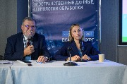 R25_6936.jpg