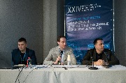 R25_6990.jpg