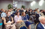 R25_6914.jpg