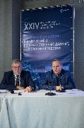 R25_6871.jpg