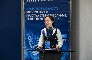 R25_6072.jpg