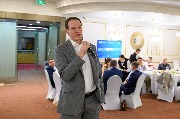 R25_5631.jpg